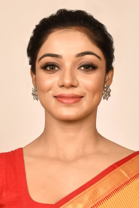 Auraa Trends Silver Plated Imitation Diamonds Kundan Stud Earrings Online at Aza Fashions Auraa Trends_Silver Plated Imitation Diamonds Kundan Stud Earrings _Online_at_Aza_Fashions