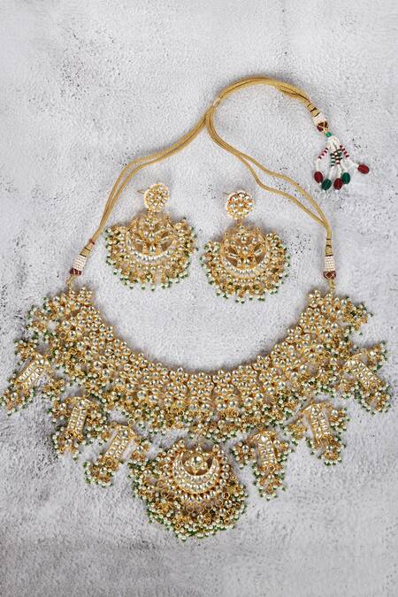 Auraa Trends Floral Kundan Choker & Earring Set 
