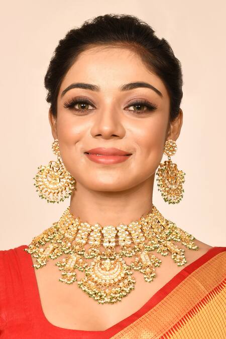 Buy Auraa Trends Gold Plated Crystals Floral Kundan Choker And Earring Set Online at Aza Fashions Buy_Auraa Trends_Gold Plated Crystals Floral Kundan Choker And Earring Set _Online_at_Aza_Fashions