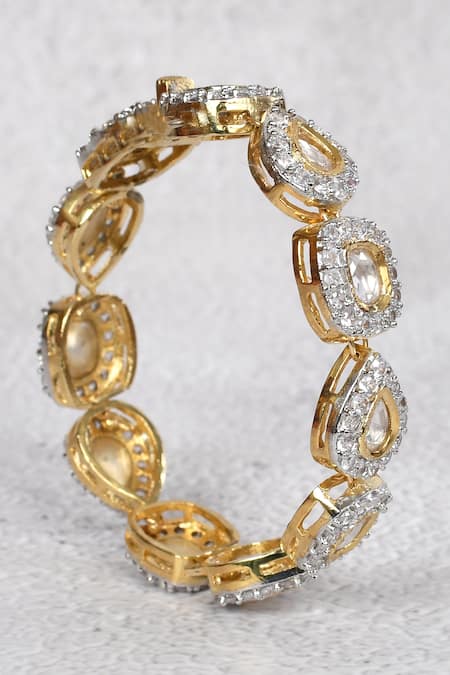 Shop Auraa Trends Gold Plated Crystals Kundan Teardrop Motif Bracelet at Aza Fashions Shop_Auraa Trends_Gold Plated Crystals Kundan Teardrop Motif Bracelet _at_Aza_Fashions