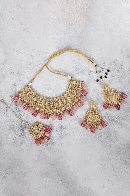 Auraa Trends Floral Kundan Gold Necklace Set 