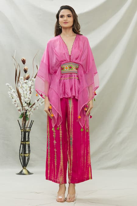 Buy Capisvirleo Pink Habutai Silk Thread And Beads V Neck Ameen Asymmetric Tunic & Palazzo Set Online at Aza Fashions Buy_Capisvirleo_Pink Habutai Silk Thread And Beads V Neck Ameen Asymmetric Tunic & Palazzo Set _Online_at_Aza_Fashions
