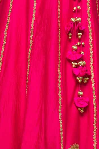 Shop Surbhi Shah Pink Georgette, Spun Silk Floral Leaf Paisley Embroidered Lehenga Set Online at Aza Fashions Shop_Surbhi Shah_Pink Georgette, Spun Silk Floral Leaf Paisley Embroidered Lehenga Set_Online_at_Aza_Fashions