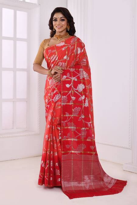 Buy Nazaakat By Samara Singh Red Silk Banarasi Woven Saree at Aza Fashions Buy_Nazaakat By Samara Singh_Red Silk Banarasi Woven Saree_at_Aza_Fashions