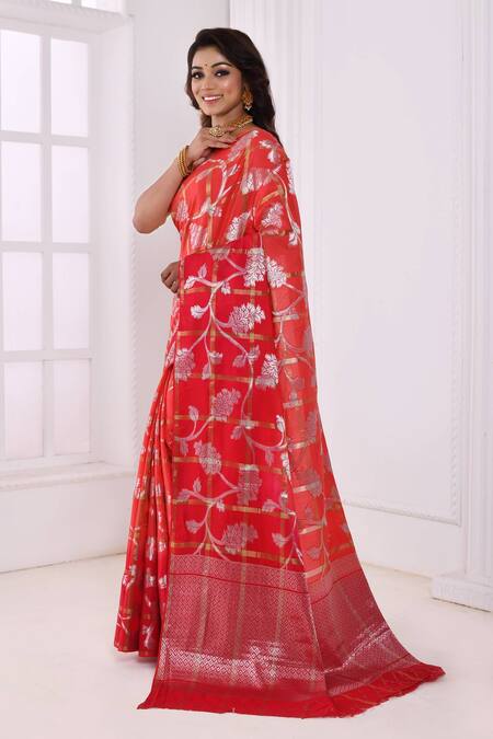 Nazaakat By Samara Singh Red Silk Banarasi Woven Saree Online at Aza Fashions Nazaakat By Samara Singh_Red Silk Banarasi Woven Saree_Online_at_Aza_Fashions