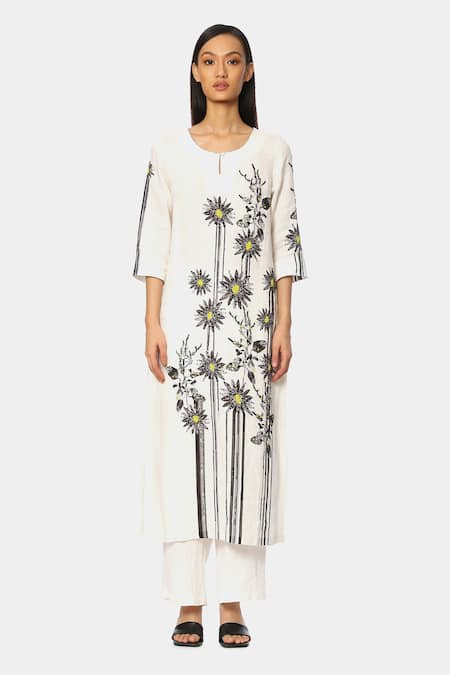 Satya Paul Linen Kurta & Pant Set 