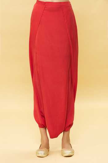 Vishwa By Pinki Sinha_Red Dhoti-satin, Kurta-banarasi Silk Woven Floral Notched Kurta And Dhoti Pant Set_at_Aza_Fashions