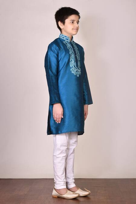 Arihant Rai Sinha_Blue Silk Embroidery Kurta Set _Online_at_Aza_Fashions