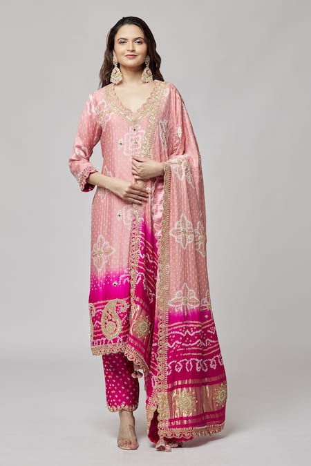 Surbhi Shah_Pink Silk Sequins, Embroidery, Tassels V-neck Bandhani Print Kurta Set_at_Aza_Fashions