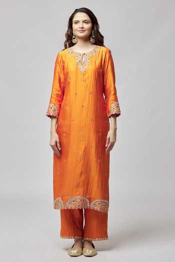 Surbhi Shah_Orange Organza, Spandex, Silk Tassels, Embroidery Keyhole Geometric Kurta Set _at_Aza_Fashions