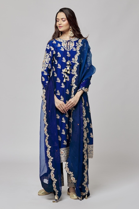 Surbhi Shah_Blue Organza, Silk Tassels, Embroidery Kurta Set With Scallop Border Dupatta _at_Aza_Fashions
