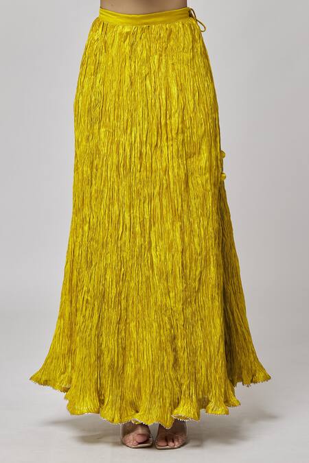 Shop_Surbhi Shah_Green Organza, Silk Embroidery, Tassels Scoop Leheriya Pattern Kurta Skirt Set _Online_at_Aza_Fashions