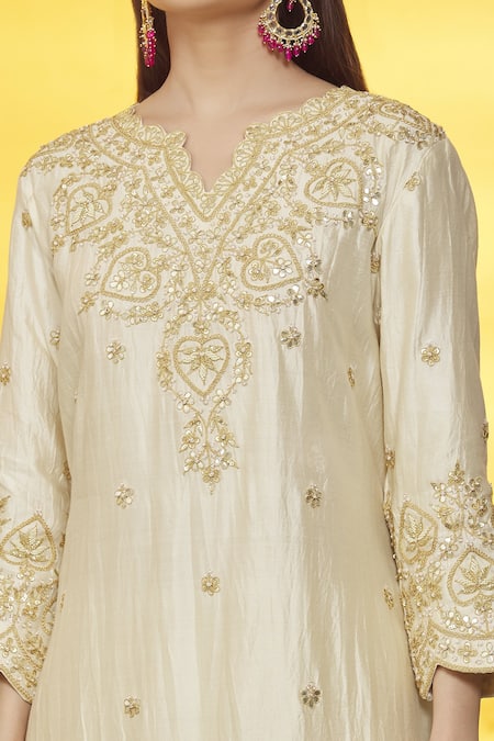 Shop_Surbhi Shah_Ivory Silk, Organza Embroidery Round Neck Floral Kurta Pant Set _Online_at_Aza_Fashions