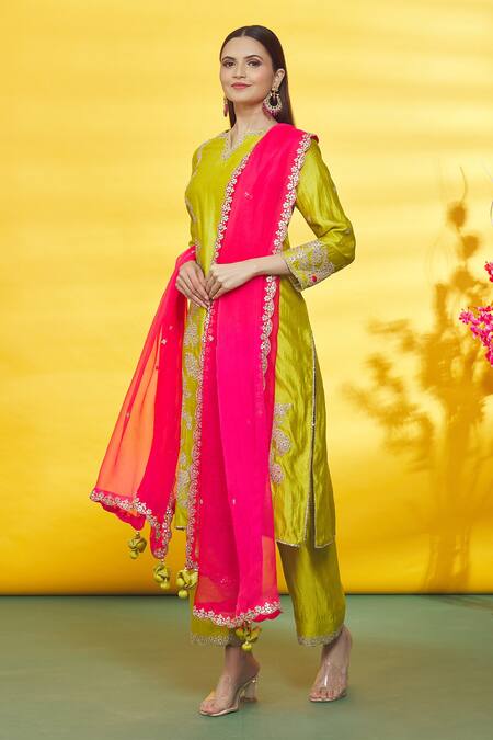 Shop_Surbhi Shah_Green Silk, Organza Embroidery Round Neck Floral Kurta Set_Online_at_Aza_Fashions