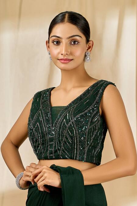 Shop_Alaya Advani_Green Chinnon Geometric Blunt V Neck Pre-draped Saree With Metallic Work Blouse_Online_at_Aza_Fashions