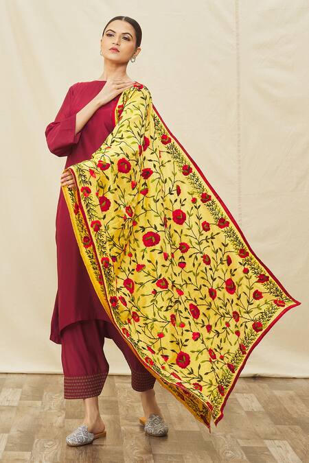Naintara Bajaj Yellow Silk Embroidery Floret Pattern Phulkari Dupatta Online at Aza Fashions Naintara Bajaj_Yellow Silk Embroidery Floret Pattern Phulkari Dupatta_Online_at_Aza_Fashions