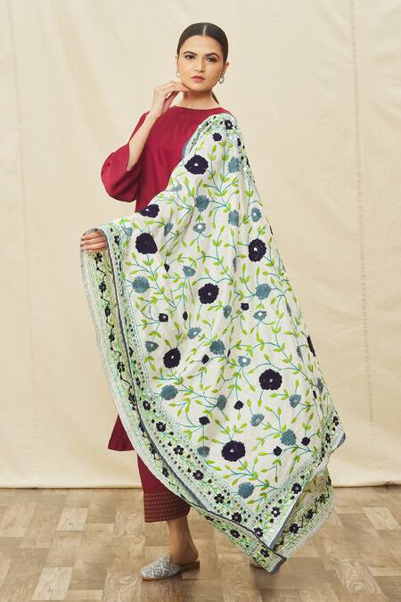 Samyukta Singhania_Multi Color Silk Embroidery Botanic Pattern Phulkari Dupatta _Online_at_Aza_Fashions