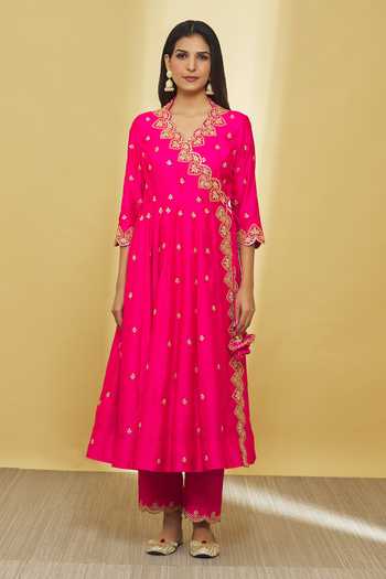 Surbhi Shah_Pink Silk, Gingham Beads, Gota Patti, Angarkha Set With Bandhej Print Dupatta _Online_at_Aza_Fashions