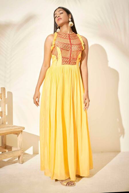 Suruchi Parakh_Yellow Cotton Silk Lining Shantoon Thread And Sequin Round Tunic_Online_at_Aza_Fashions