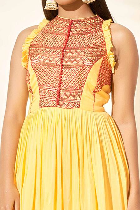 Shop_Suruchi Parakh_Yellow Cotton Silk Lining Shantoon Thread And Sequin Round Tunic_Online_at_Aza_Fashions