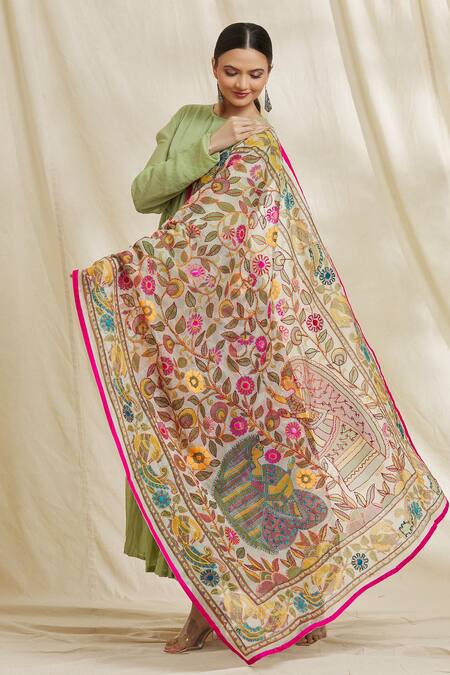 Adara Khan_Off White Chanderi Figurine Pattern Phulkari Dupatta_Online_at_Aza_Fashions