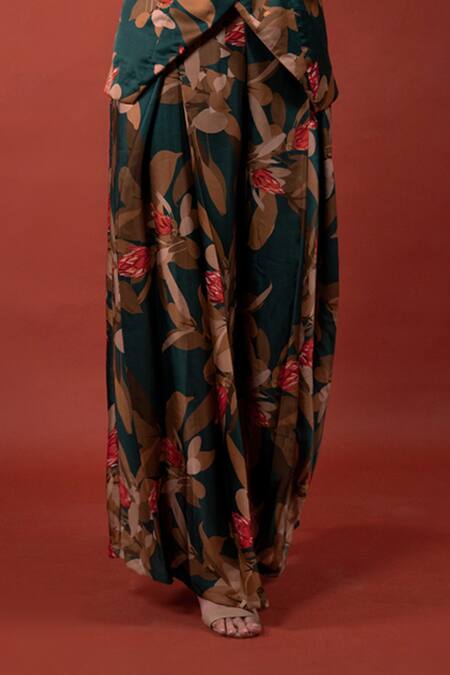 Buy Rimi Nayak Green Modal, Satin Pine Flower Print Box Pleated Trouser Online at Aza Fashions Buy_Rimi Nayak_Green Modal, Satin Pine Flower Print Box Pleated Trouser _Online_at_Aza_Fashions