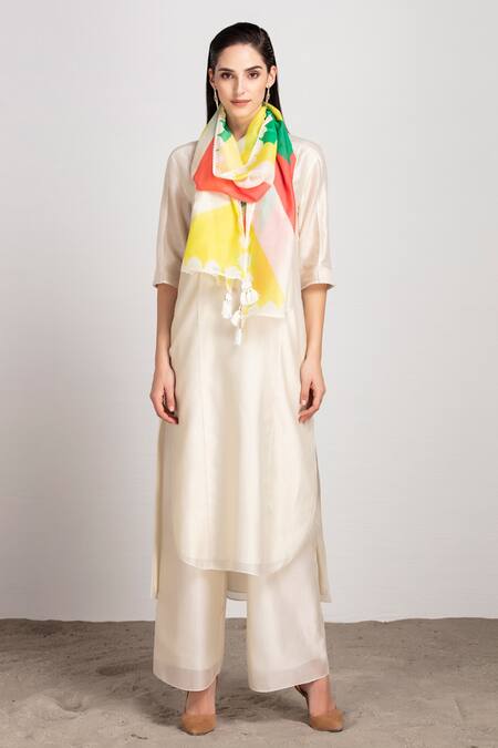 Shop_Ampm_White Chanderi Printed Scarf_at_Aza_Fashions