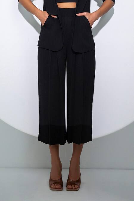 Buy_Pocketful Of Cherrie_Black Crepe Cropped Pleated Culottes_Online_at_Aza_Fashions
