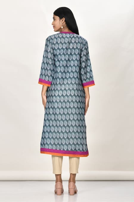 Samyukta Singhania Digital Printed Leaf Motif Kurta 