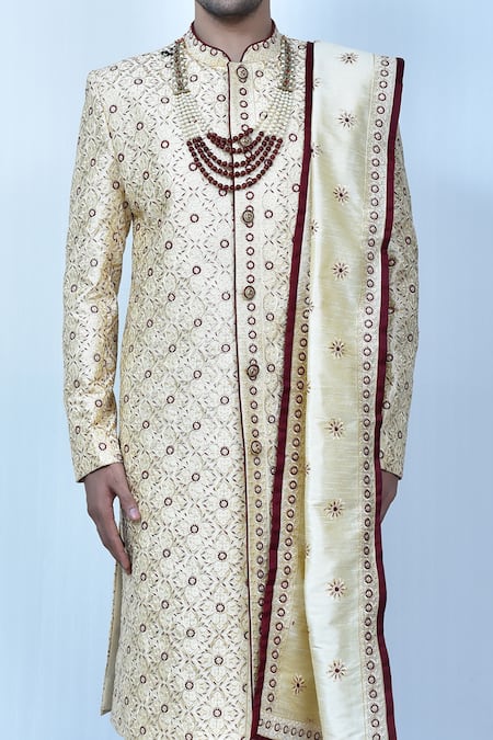 Arihant Rai Sinha_Beige Georgette, , Chanderi Embroidery Diamond Sherwani Set_Online_at_Aza_Fashions