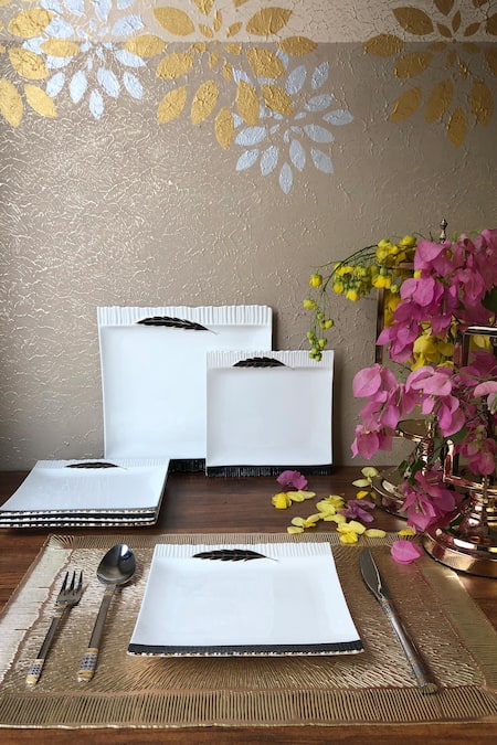 Vigneto White Finest Premium Porcelain Square Shaped Serving Of 7