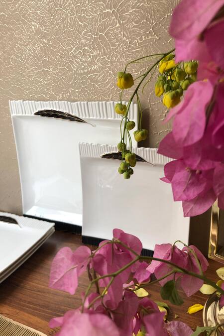 Buy_Vigneto_White Finest Premium Porcelain Square Shaped Serving Of 7_Online_at_Aza_Fashions