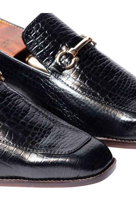 Shop Artimen Black Textured Handcrafted Horsebit Loafers Online at Aza Fashions Shop_Artimen_Black Textured Handcrafted Horsebit Loafers _Online_at_Aza_Fashions