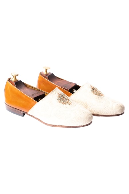 Artimen Handcrafted Embroidered Espadrilles 