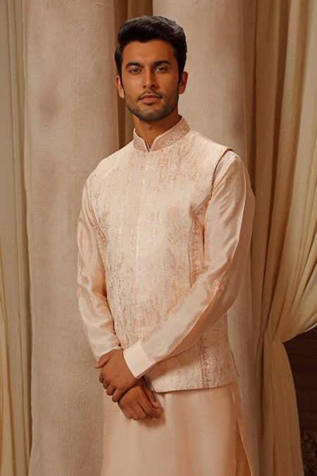 Vanshik Embroidered Bundi & Kurta Set 