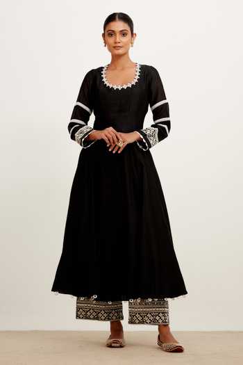 Devnaagri_Black Chanderi, Shantoon And Organza Floral U Neck Anarkali Palazzo Set _Online_at_Aza_Fashions