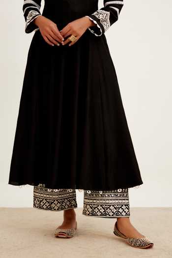 Buy_Devnaagri_Black Chanderi, Shantoon And Organza Floral U Neck Anarkali Palazzo Set _Online_at_Aza_Fashions