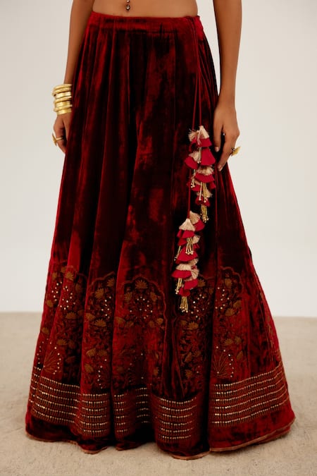 Devnaagri_Maroon Velvet And Organza Zari Square Neck Embroidered Bridal Lehenga Set _at_Aza_Fashions