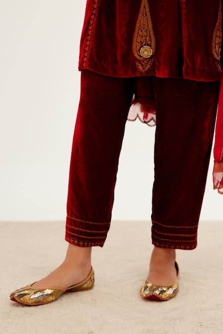 Devnaagri_Maroon Velvet And Organza Silk Zari Notched Embroidered Short Kurta Set _Online_at_Aza_Fashions