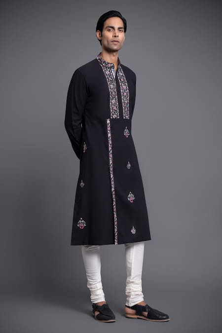 Raghavendra Rathore Jodhpur_Black Cotton Thread Floral Embroidered Kurta_Online_at_Aza_Fashions