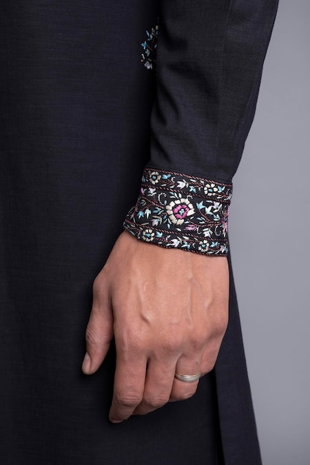 Shop_Raghavendra Rathore Jodhpur_Black Cotton Thread Floral Embroidered Kurta_Online_at_Aza_Fashions