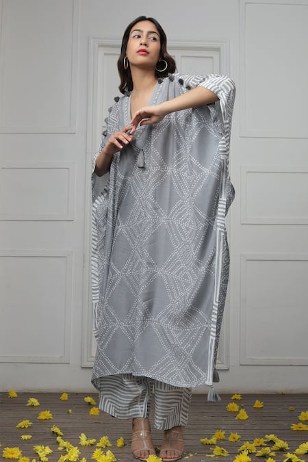 Myoho_Grey Cotton, Silk Tassels V-neck Dotted Tribal Pattern Kaftan _Online_at_Aza_Fashions
