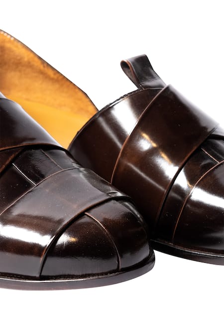 Shop Artimen Brown Leather Handcrafted Sandals Online at Aza Fashions Shop_Artimen_Brown Leather Handcrafted Sandals _Online_at_Aza_Fashions