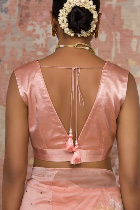 Devnaagri_Peach Silk Organza, Chanderi Muskaish, Gajji V Neck Saree With Blouse _at_Aza_Fashions