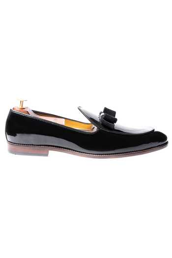 Artimen_Black Leather Handcrafted Kiltie Loafers _Online_at_Aza_Fashions