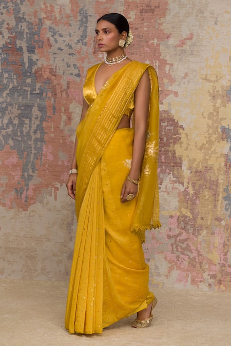 Devnaagri_Yellow Silk Organza, Chanderi Muskaish, Gajji V Neck Saree With Blouse _Online_at_Aza_Fashions
