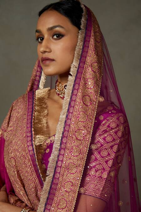 Buy_RI.Ritu Kumar_Pink Blouse And Lehenga Polyester Printed Paisley Leaf Neck Ashvika Bridal Set 