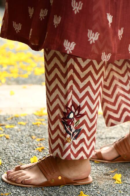 Shop_Rekha Agra_Brown Cotton Slub, Handloom Chanderi V Neck Kurta Set _Online_at_Aza_Fashions