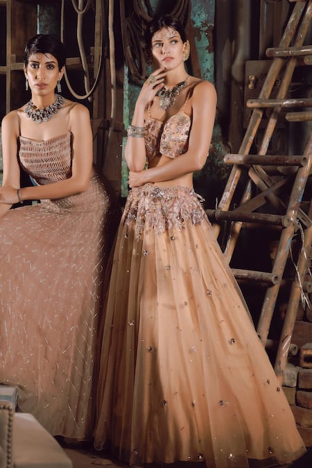 Silky Bindra_Beige Shantoon, Tulle Net Sweetheart Neck Embellished Lehenga Set _Online_at_Aza_Fashions