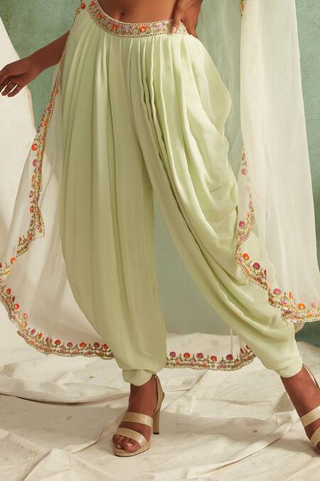 Priyanka Jain Green Cape Organza, Dhoti Pant Crepe Chanderi Sweetheart Neck And Set at Aza Fashions Priyanka Jain_Green Cape Organza, Dhoti Pant Crepe Chanderi Sweetheart Neck And Set _at_Aza_Fashions